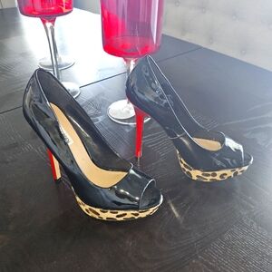 Steve Madden heels cheetah/ red/ black size 10